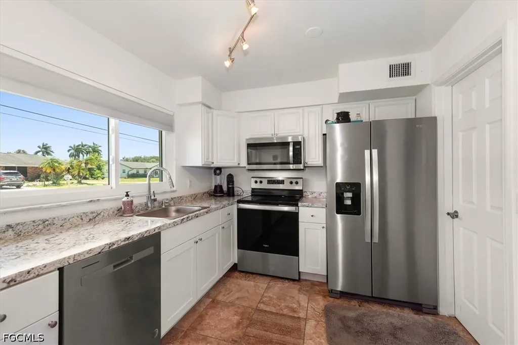 190 Brooks Road North Fort Myers FL 33917