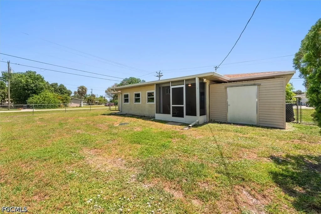 190 Brooks Road North Fort Myers FL 33917