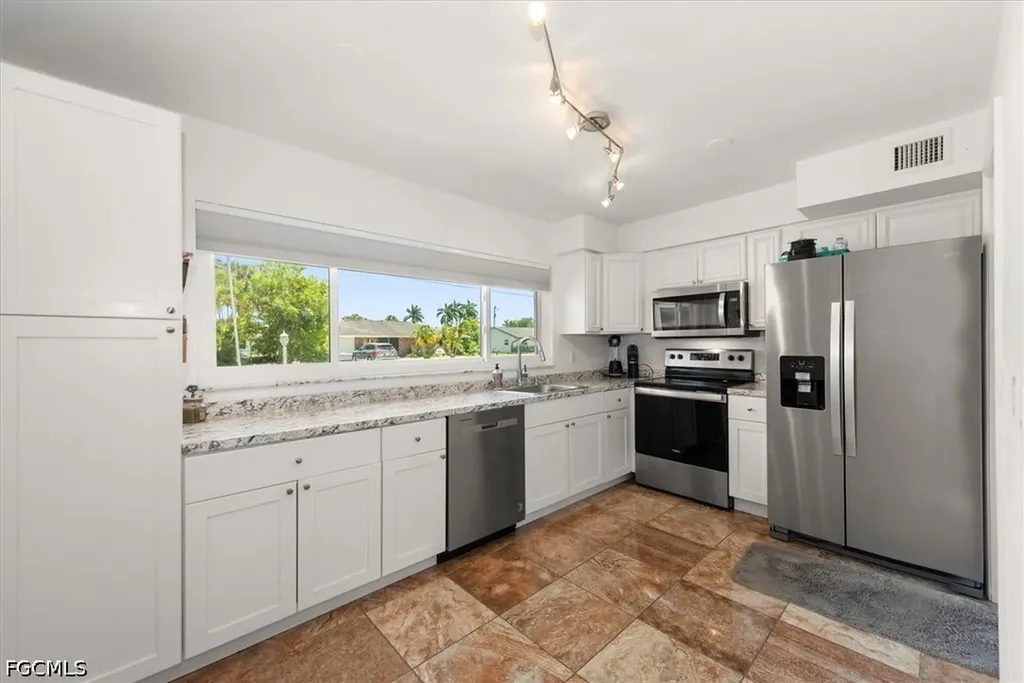 190 Brooks Road North Fort Myers FL 33917