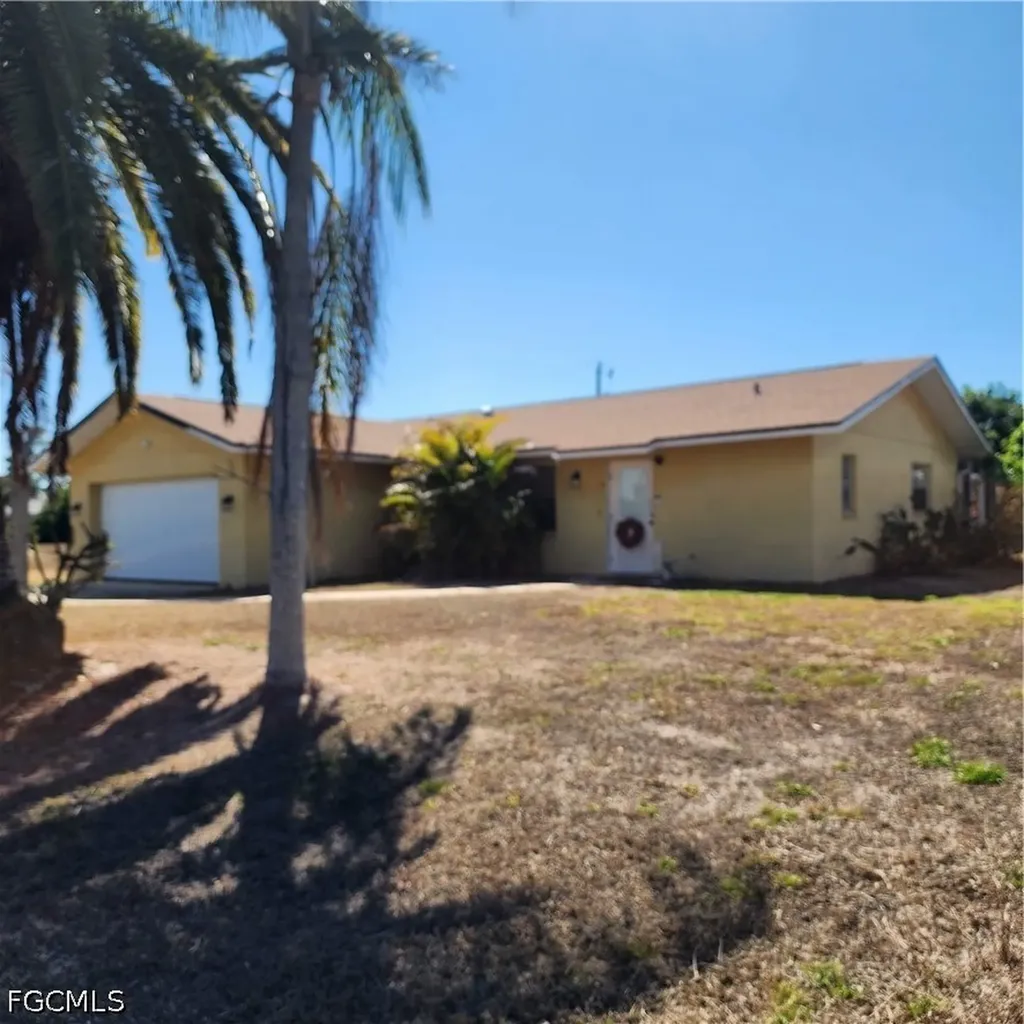 1922 NE 20th Court Cape Coral FL 33909