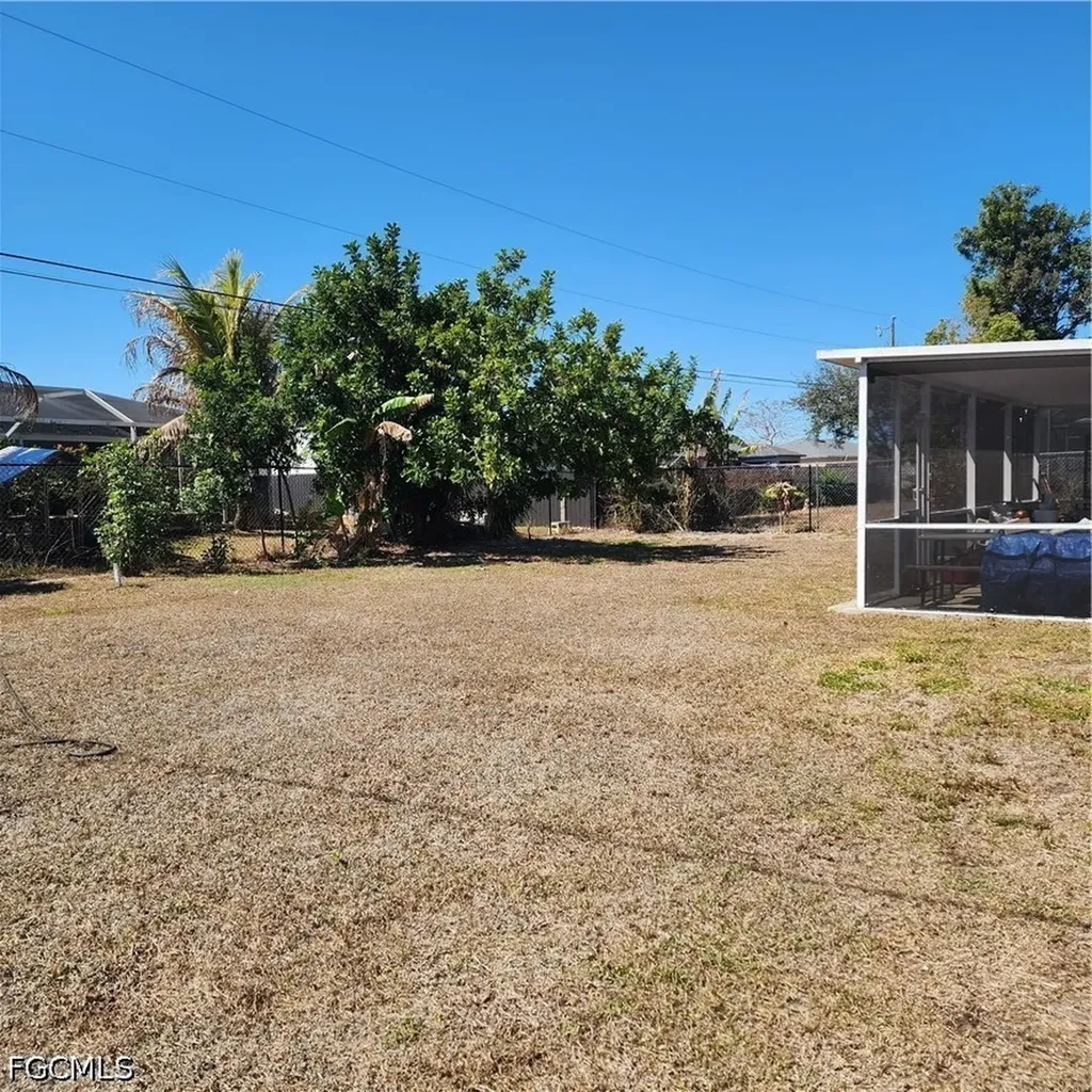 1922 NE 20th Court Cape Coral FL 33909