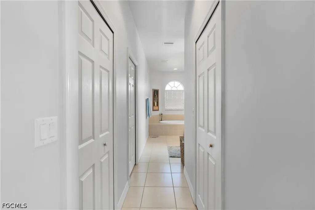 126 SW 39th Place Cape Coral FL 33991
