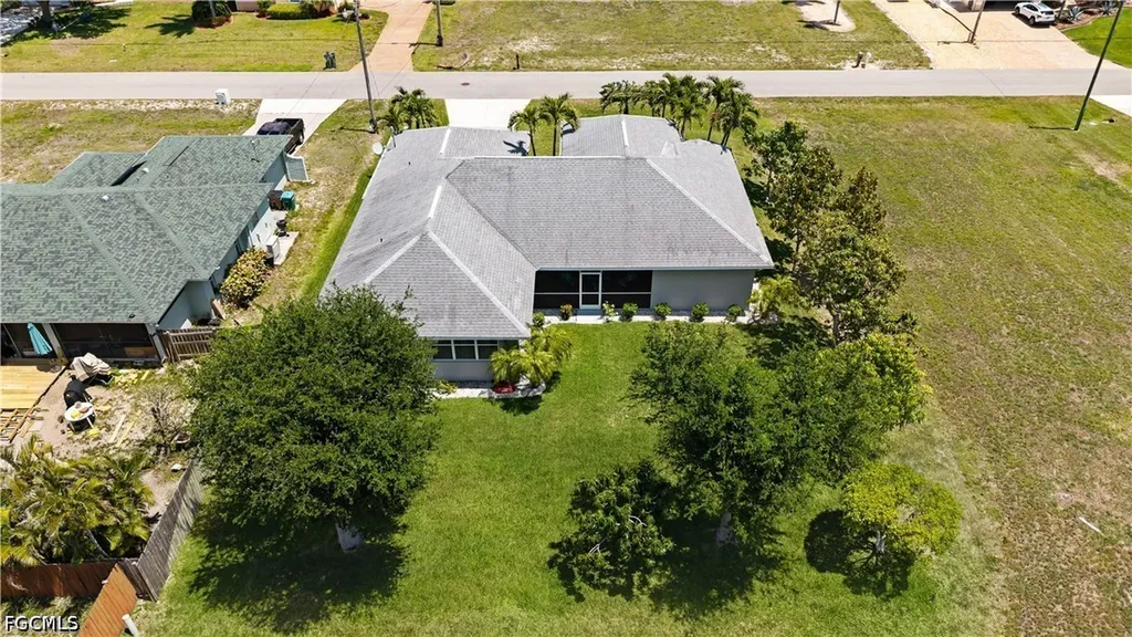 126 SW 39th Place Cape Coral FL 33991