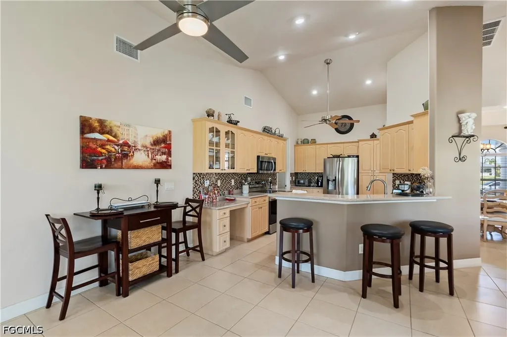 126 SW 39th Place Cape Coral FL 33991