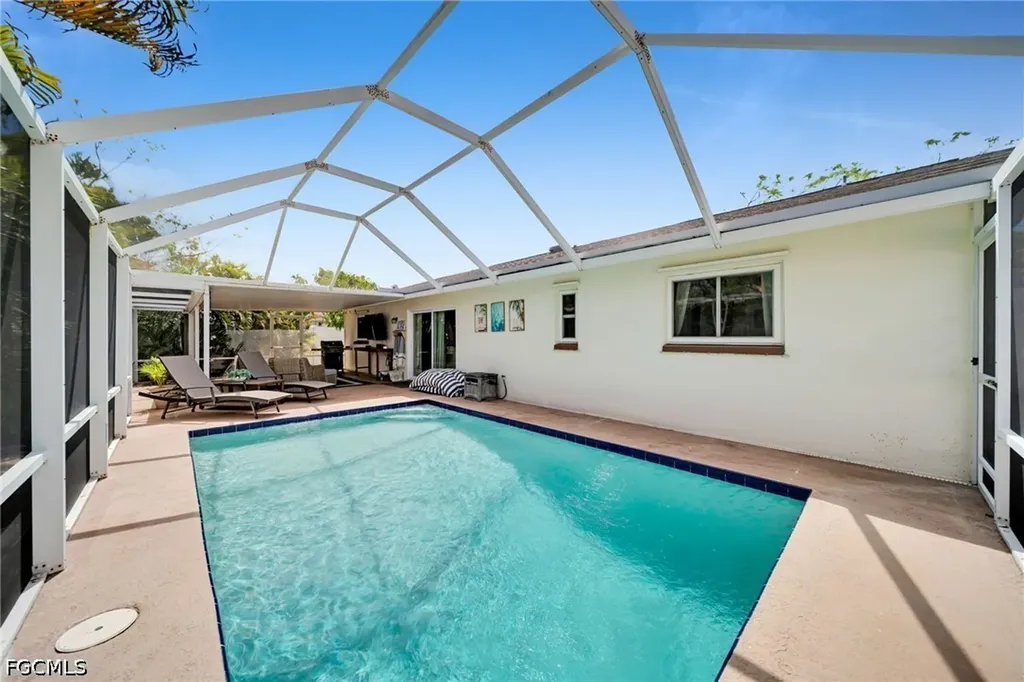 873 Hofstra Drive Fort Myers FL 33919