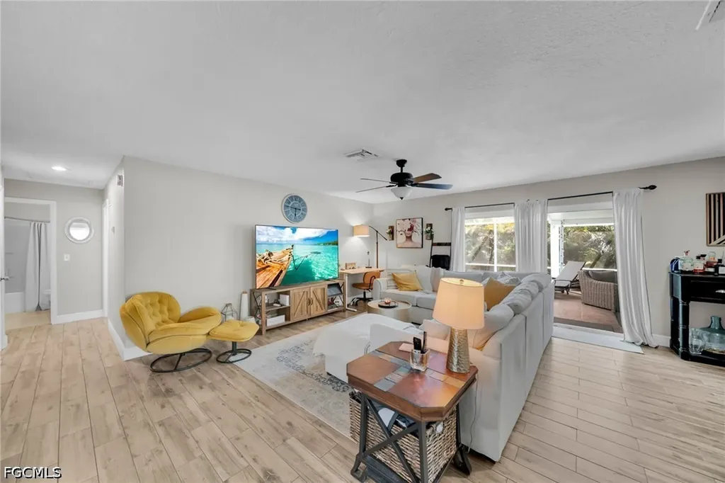 873 Hofstra Drive Fort Myers FL 33919