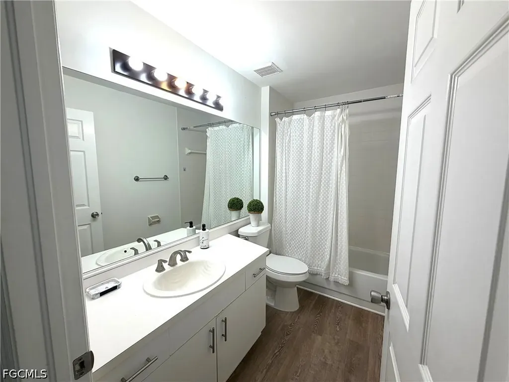 3740 Fieldstone Boulevard Naples FL 34109