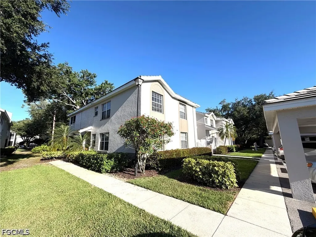 3740 Fieldstone Boulevard Naples FL 34109