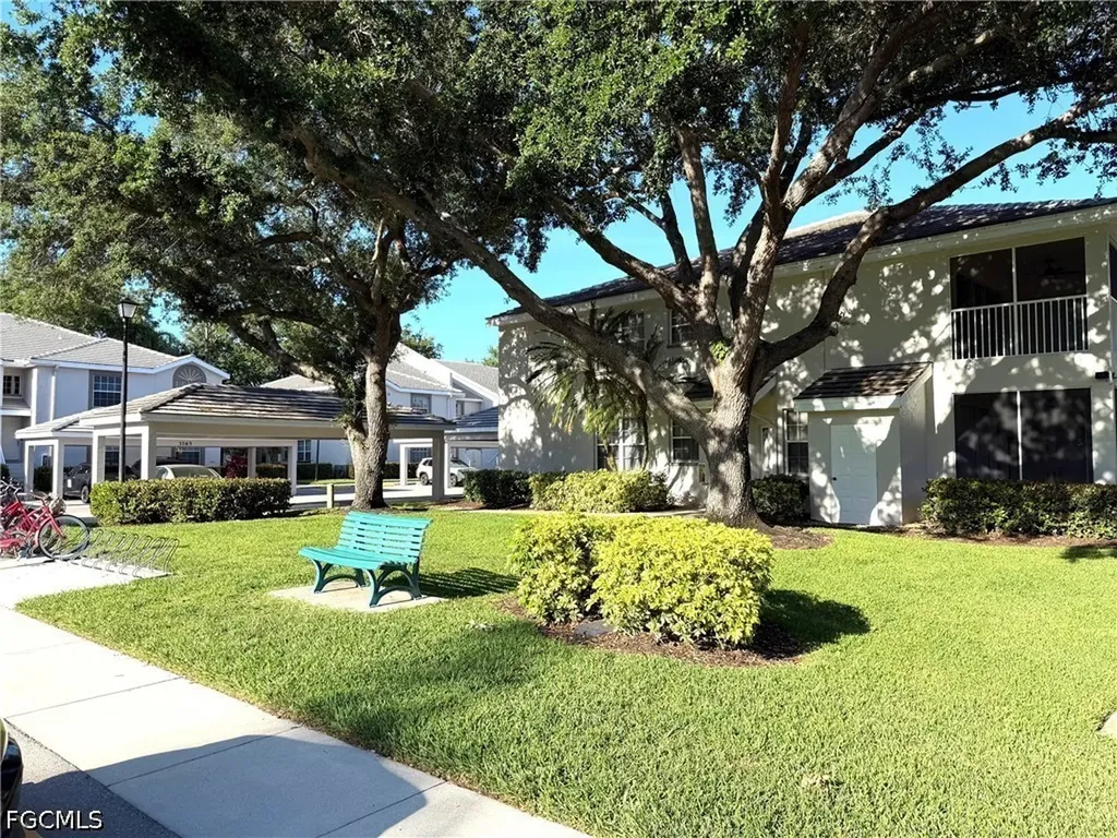 3740 Fieldstone Boulevard Naples FL 34109