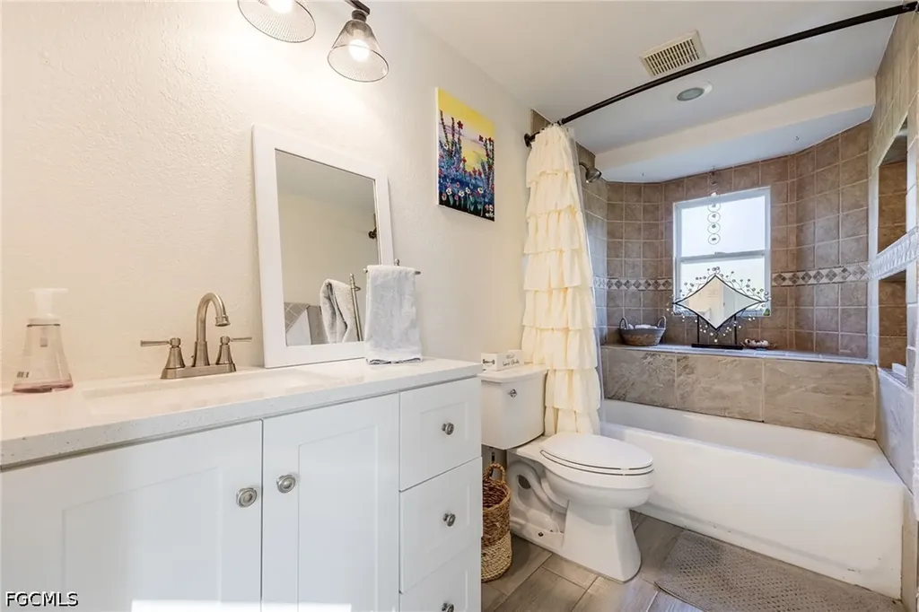 17041 E Lake Drive North Fort Myers FL 33917