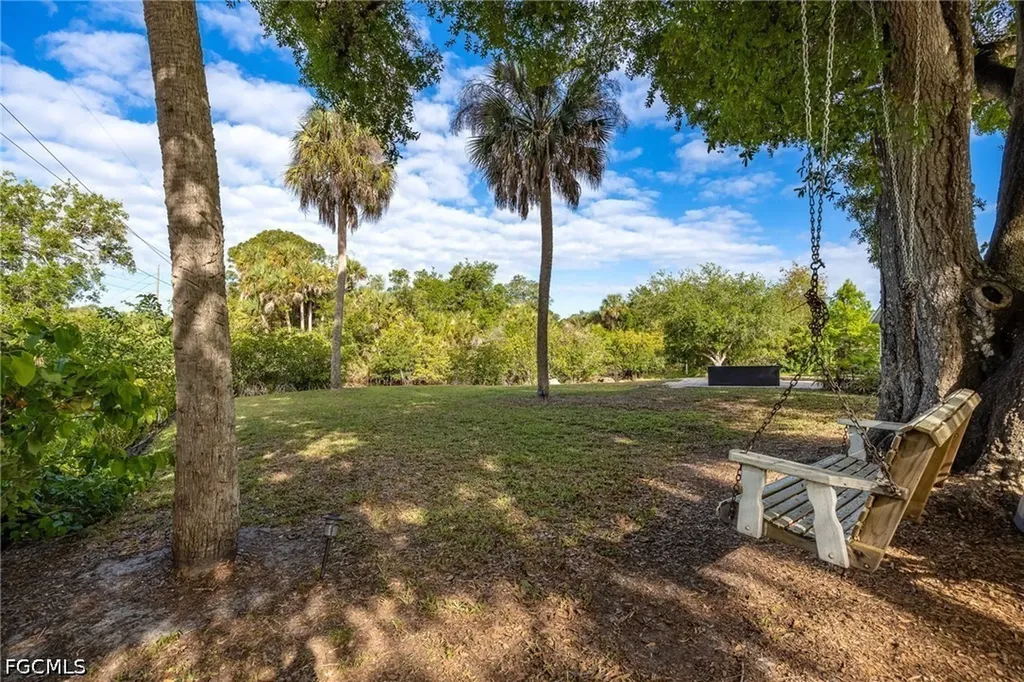 17041 E Lake Drive North Fort Myers FL 33917