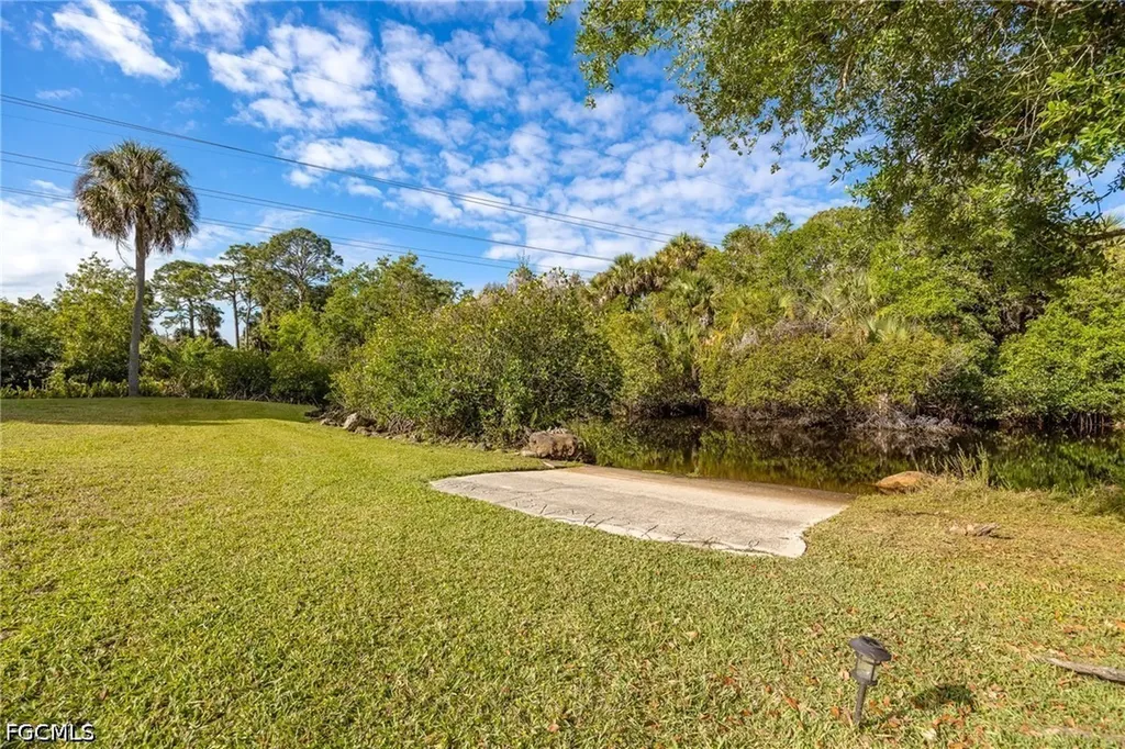 17041 E Lake Drive North Fort Myers FL 33917