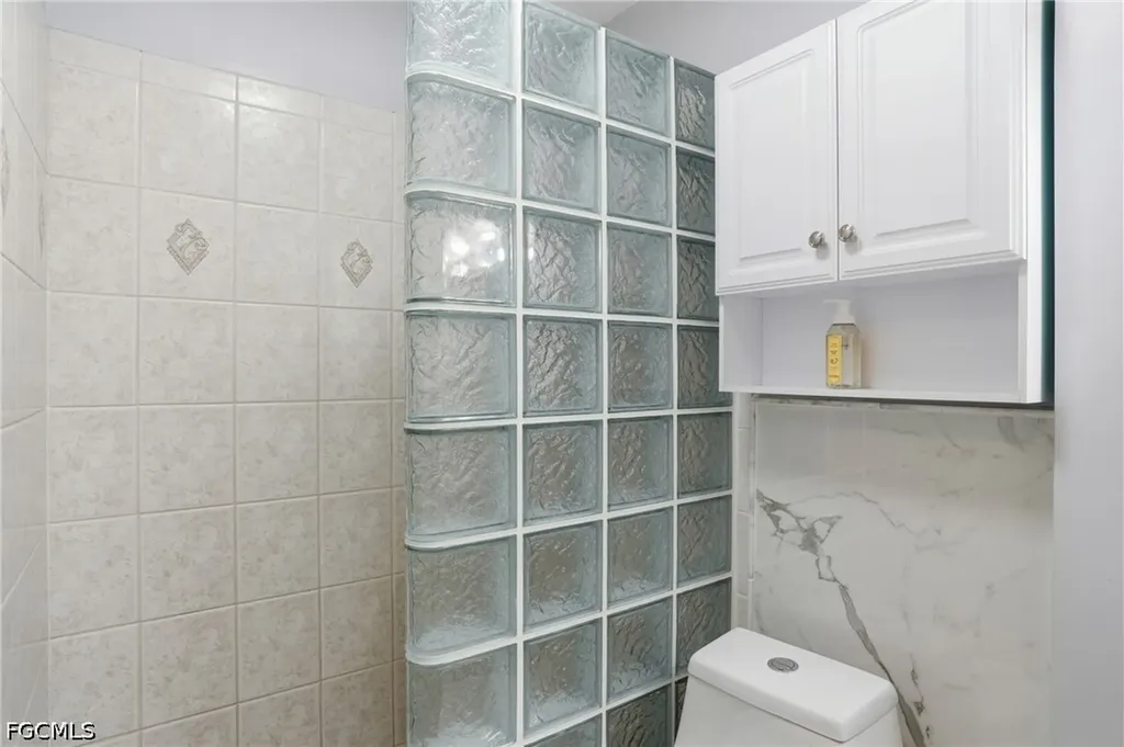 1631 North Drive Fort Myers FL 33907