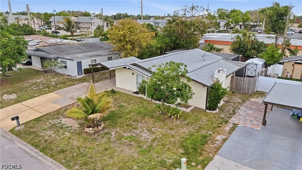1631 North Drive Fort Myers FL 33907