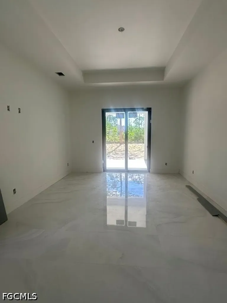 811 Hamilton Avenue Lehigh Acres FL 33972
