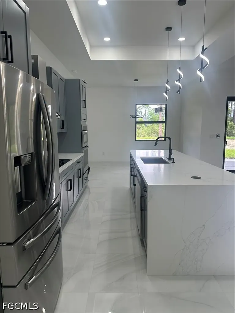 811 Hamilton Avenue Lehigh Acres FL 33972