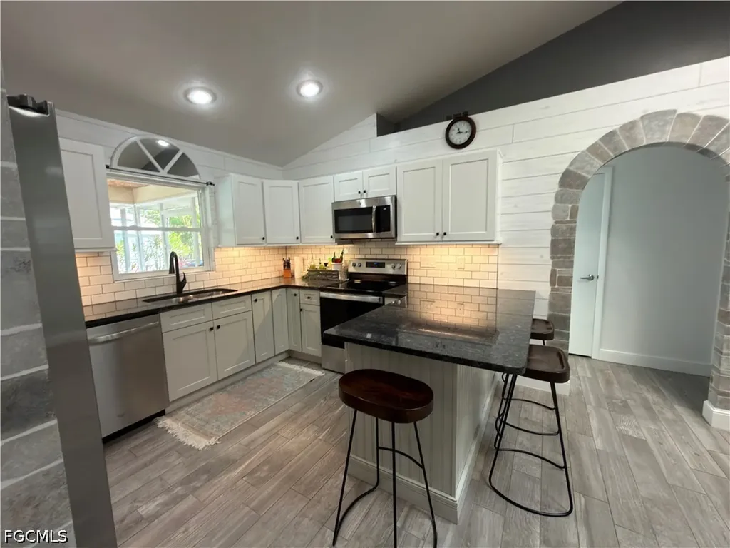 601 SW 31st Street Cape Coral FL 33914