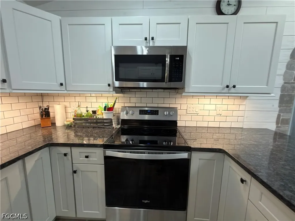 601 SW 31st Street Cape Coral FL 33914
