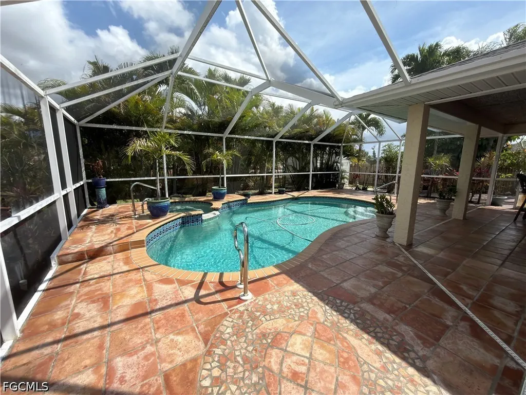 601 SW 31st Street Cape Coral FL 33914