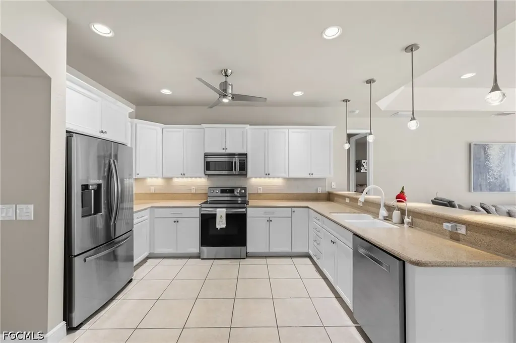 414 SE 30th Terrace Cape Coral FL 33904