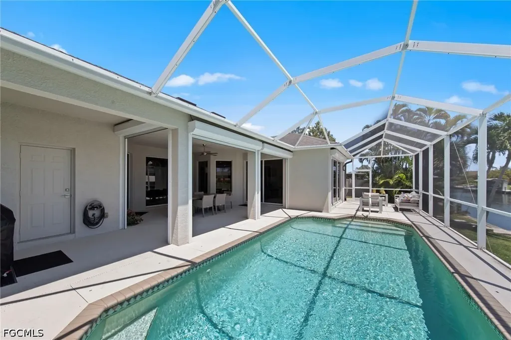 414 SE 30th Terrace Cape Coral FL 33904
