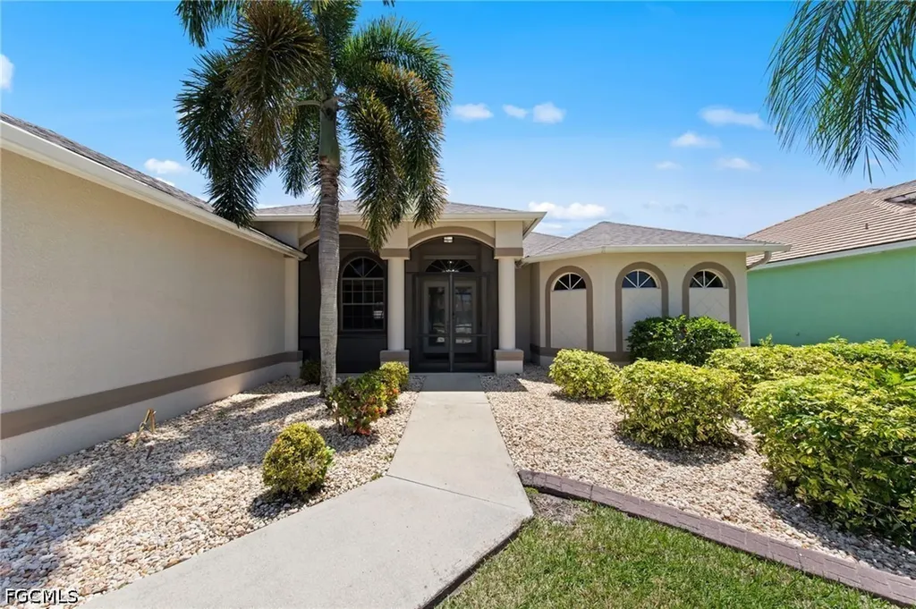 414 SE 30th Terrace Cape Coral FL 33904