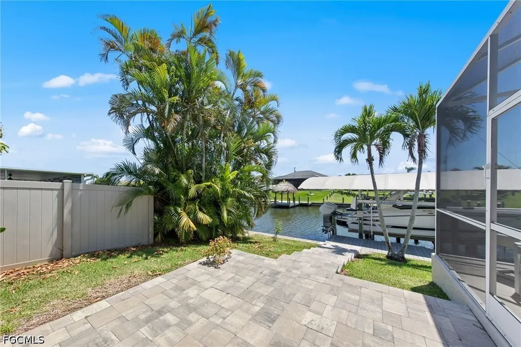 414 SE 30th Terrace Cape Coral FL 33904