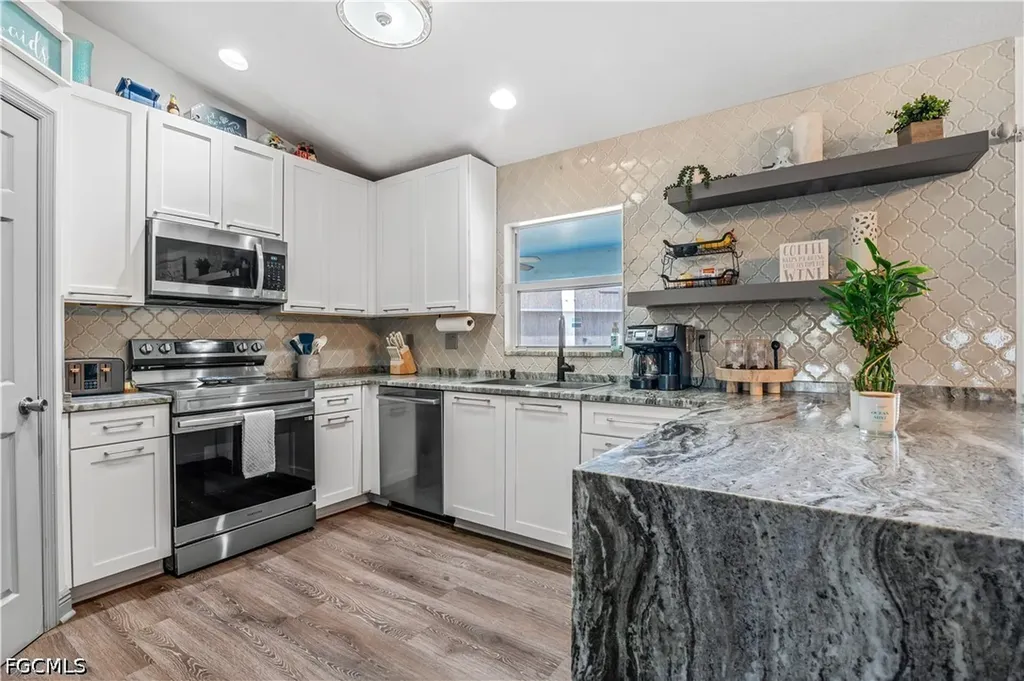 2011 NE 35th Street Cape Coral FL 33909