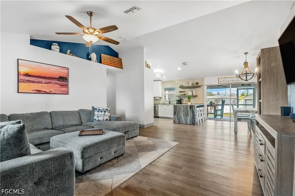 2011 NE 35th Street Cape Coral FL 33909