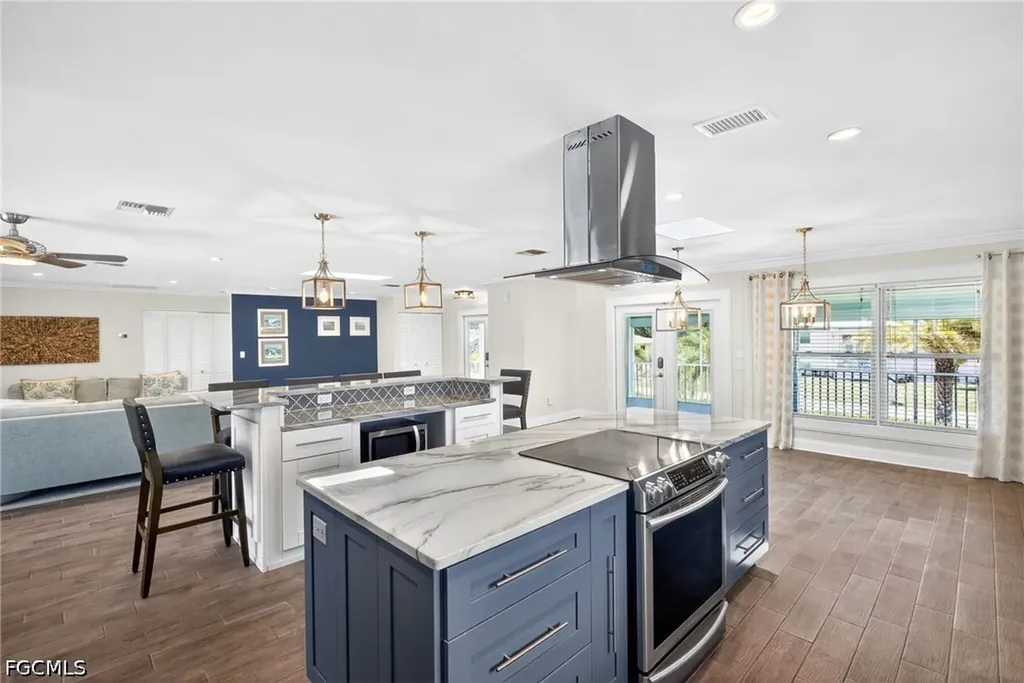 5866 Tahiti Drive Bokeelia FL 33922