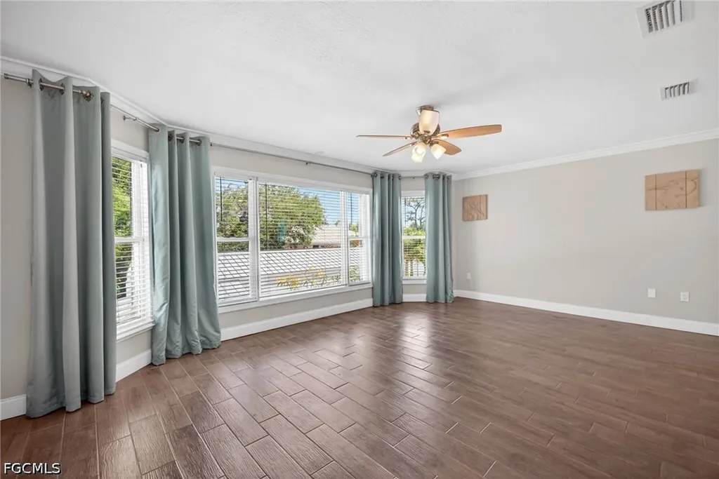 5866 Tahiti Drive Bokeelia FL 33922