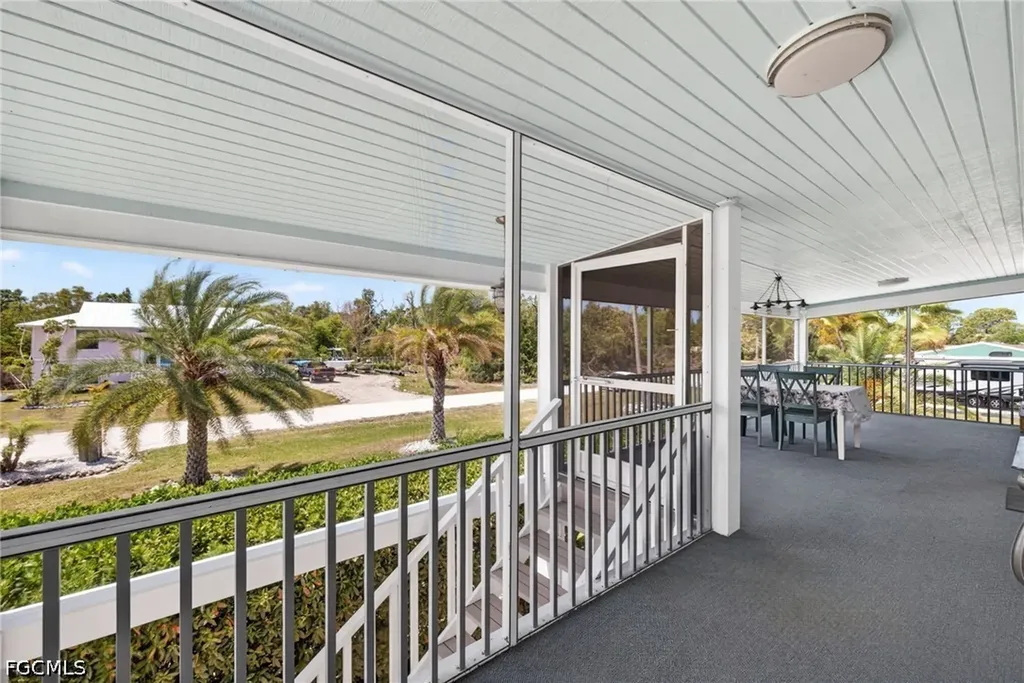 5866 Tahiti Drive Bokeelia FL 33922