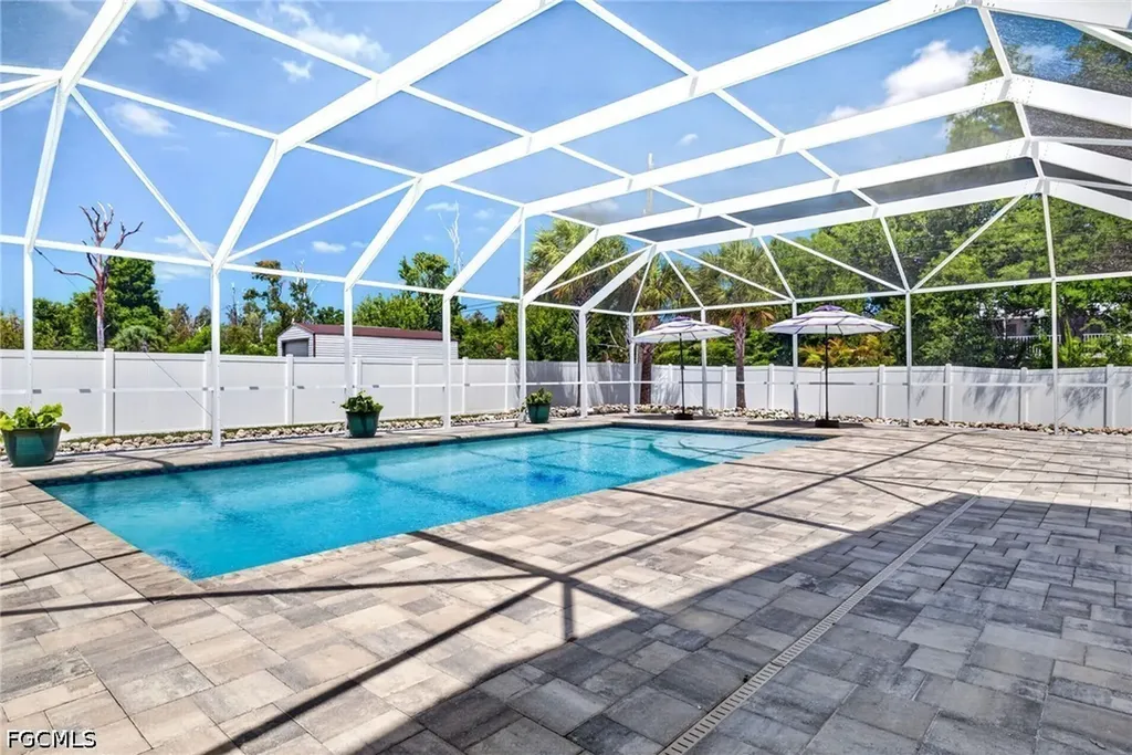 5866 Tahiti Drive Bokeelia FL 33922