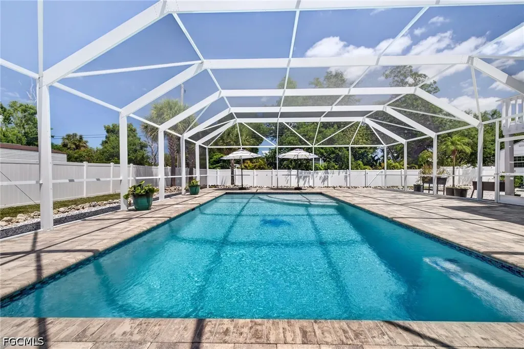 5866 Tahiti Drive Bokeelia FL 33922