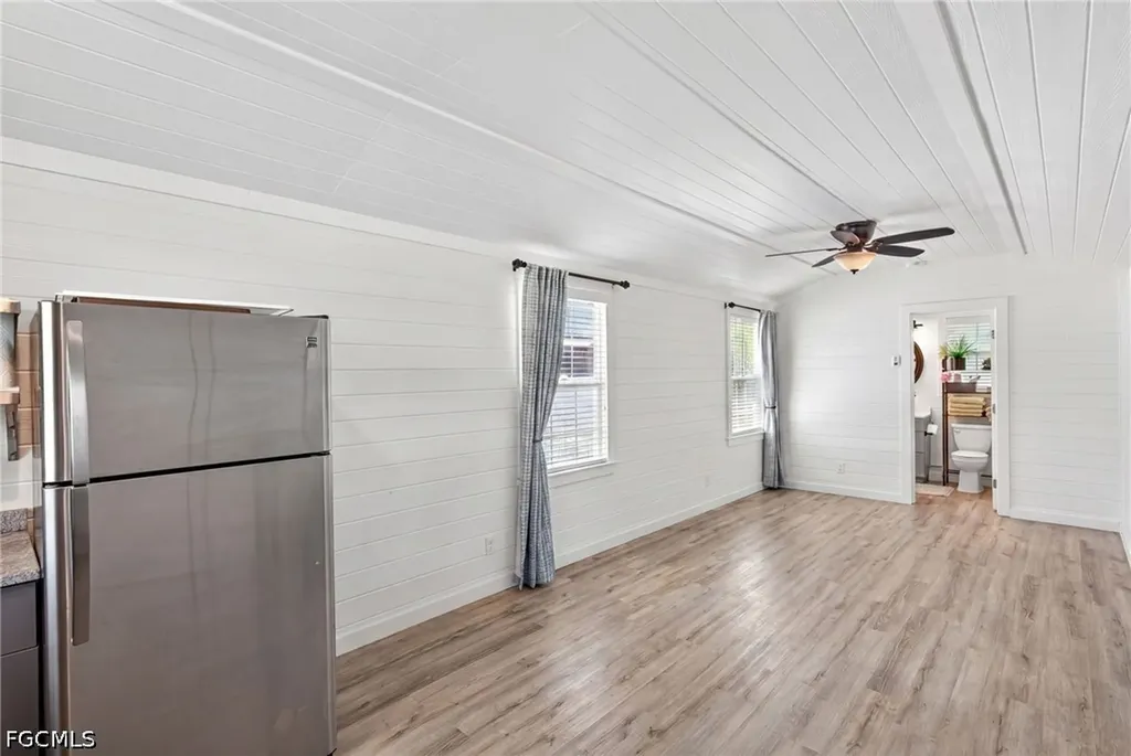 5866 Tahiti Drive Bokeelia FL 33922