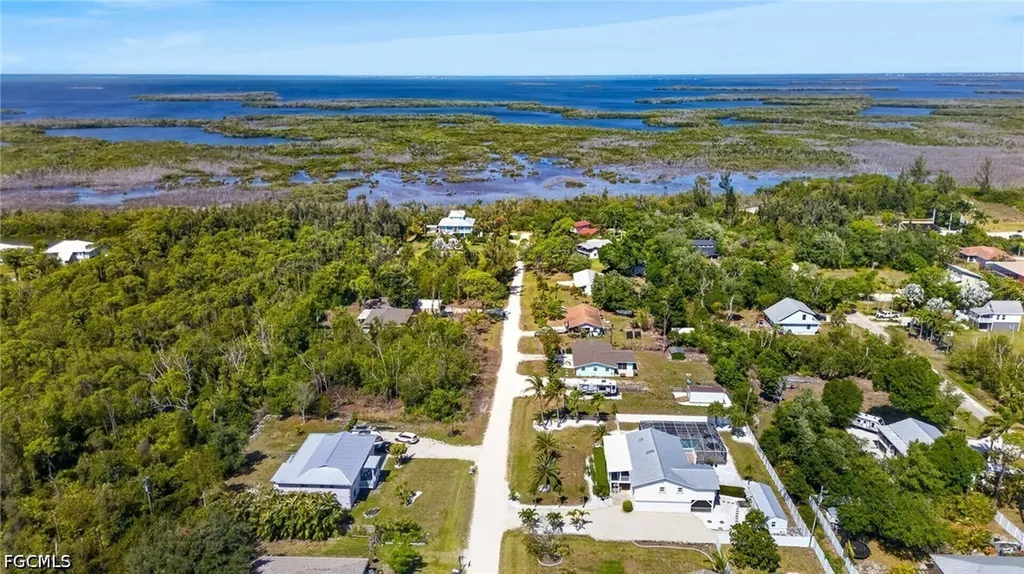 5866 Tahiti Drive Bokeelia FL 33922