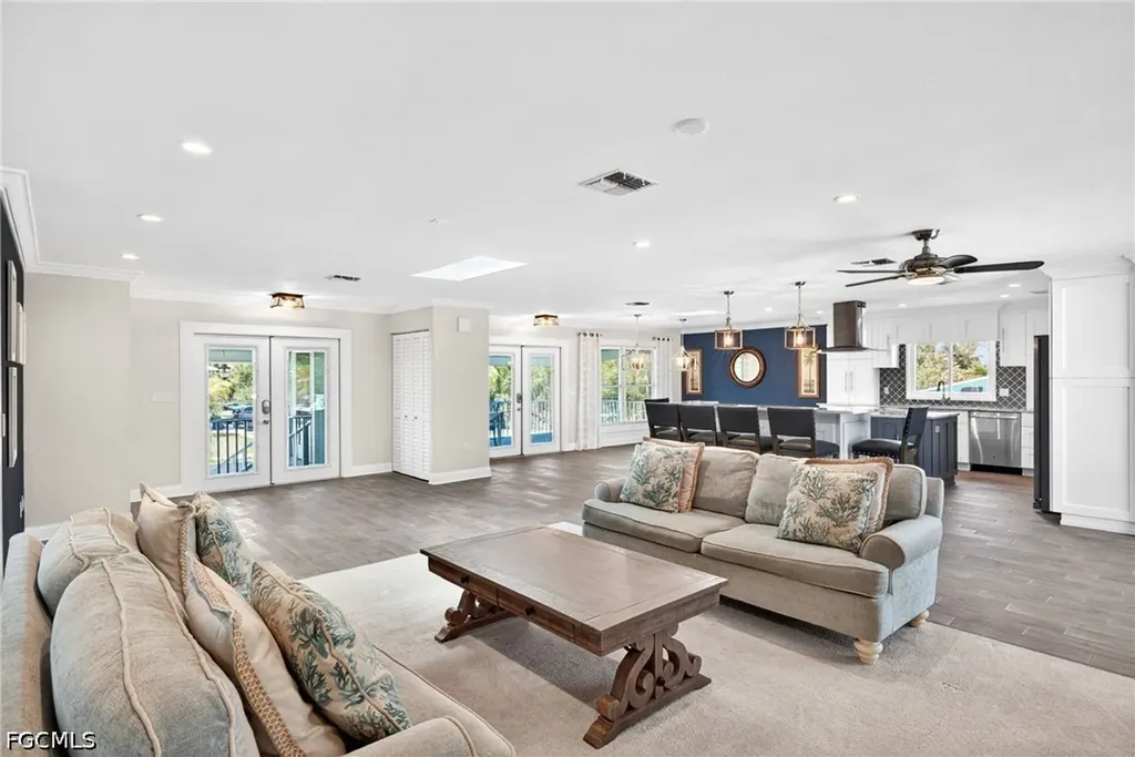 5866 Tahiti Drive Bokeelia FL 33922