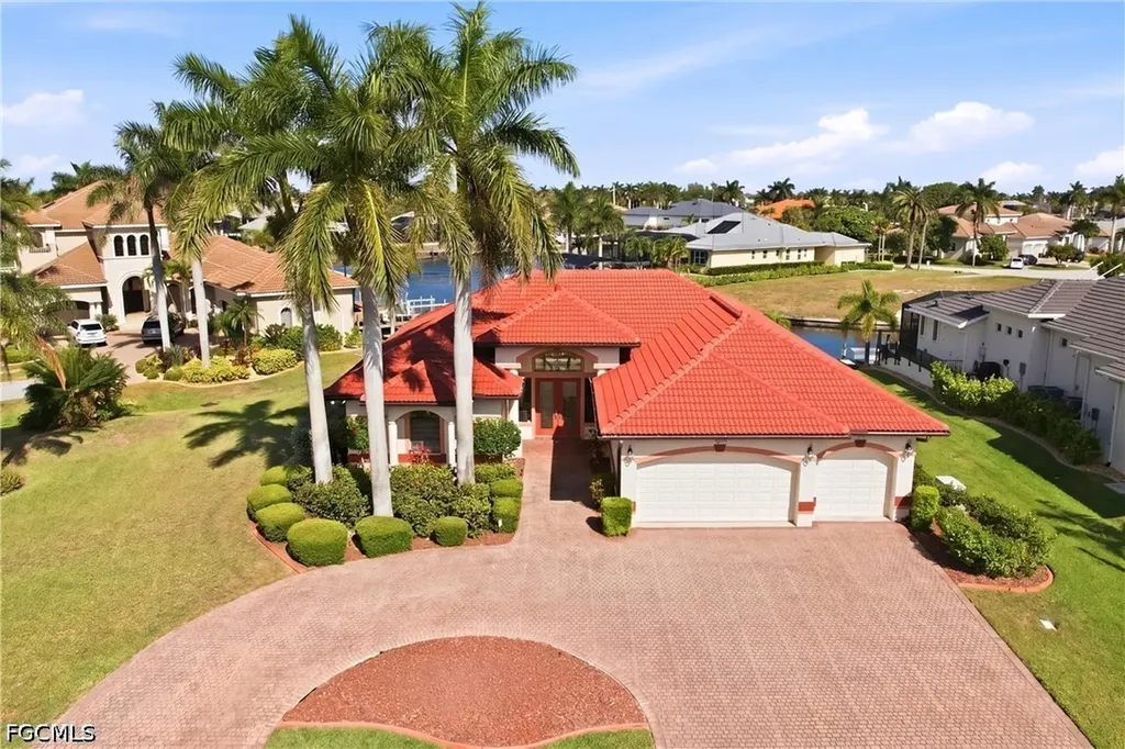 5072 Sorrento Court Cape Coral FL 33904
