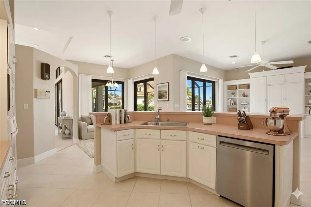5072 Sorrento Court Cape Coral FL 33904