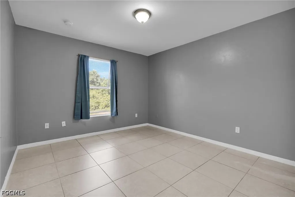 1132/1134 Ichabod Avenue Lehigh Acres FL 33973