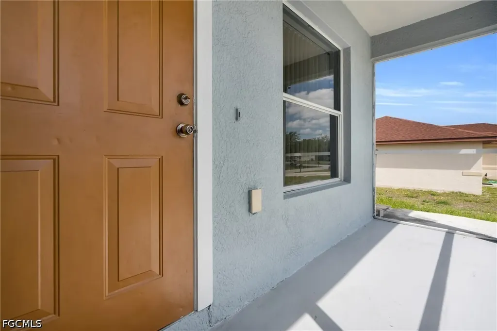 1132/1134 Ichabod Avenue Lehigh Acres FL 33973