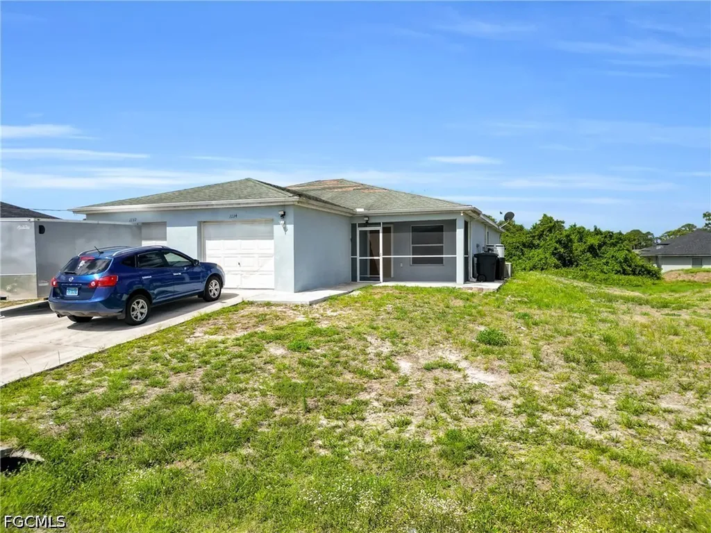 1132/1134 Ichabod Avenue Lehigh Acres FL 33973
