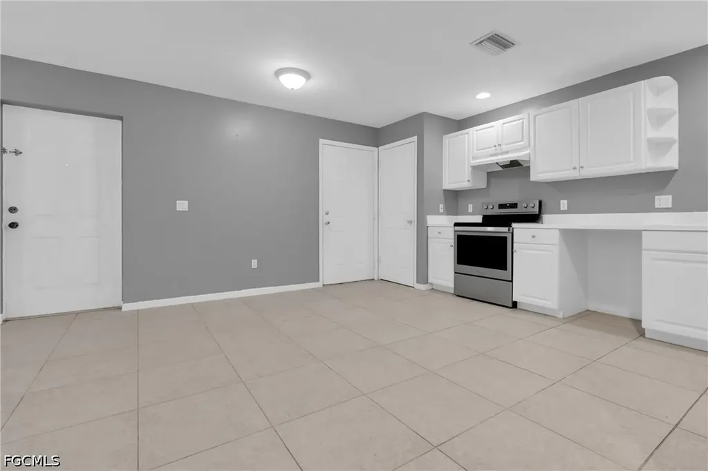 1132/1134 Ichabod Avenue Lehigh Acres FL 33973