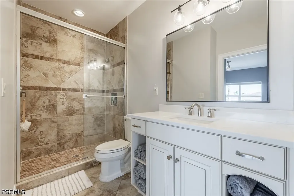 476 Keenan Court Fort Myers FL 33919