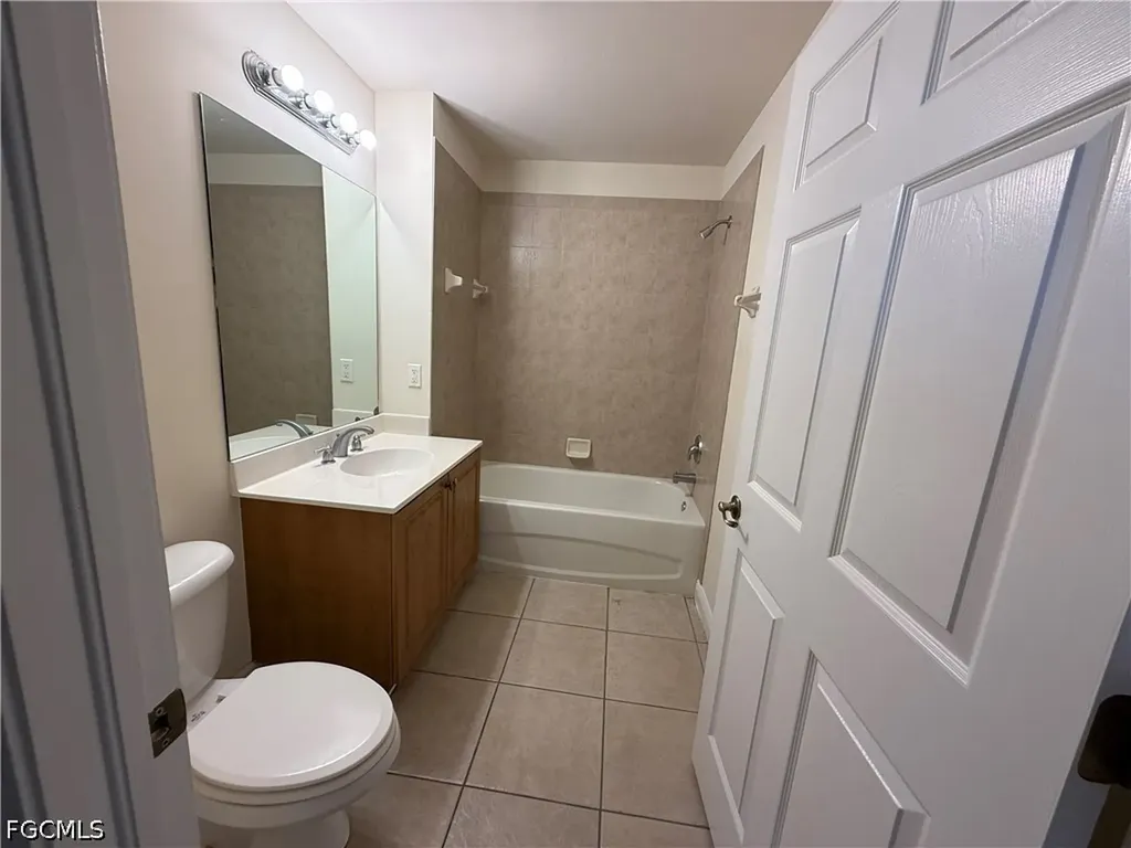 3957 Pomodoro Circle Cape Coral FL 33909