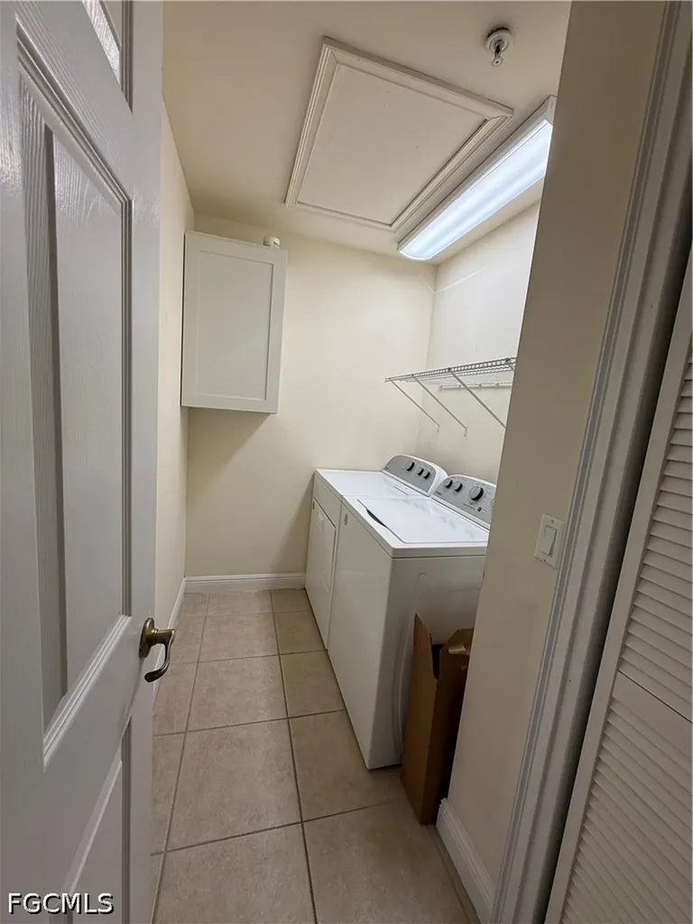 3957 Pomodoro Circle Cape Coral FL 33909