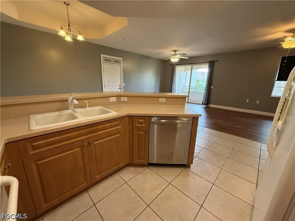 3957 Pomodoro Circle Cape Coral FL 33909