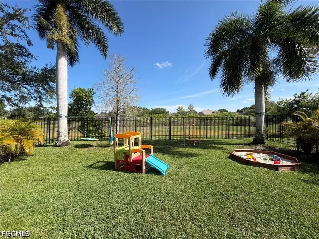 8860 Fawn Ridge Drive Fort Myers FL 33912