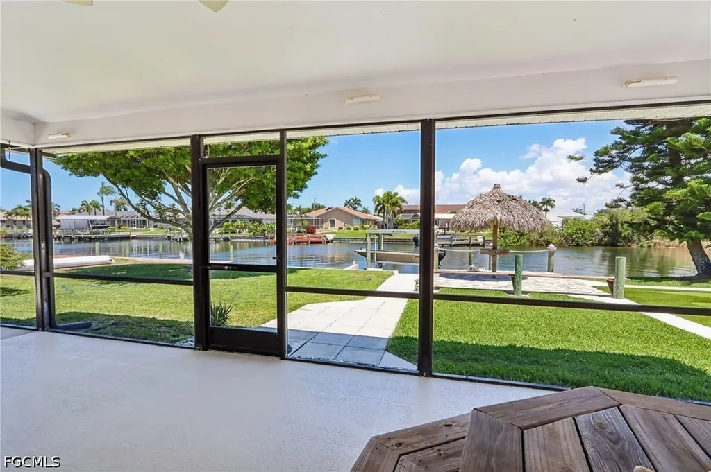2609 SW 37th Street Cape Coral FL 33914