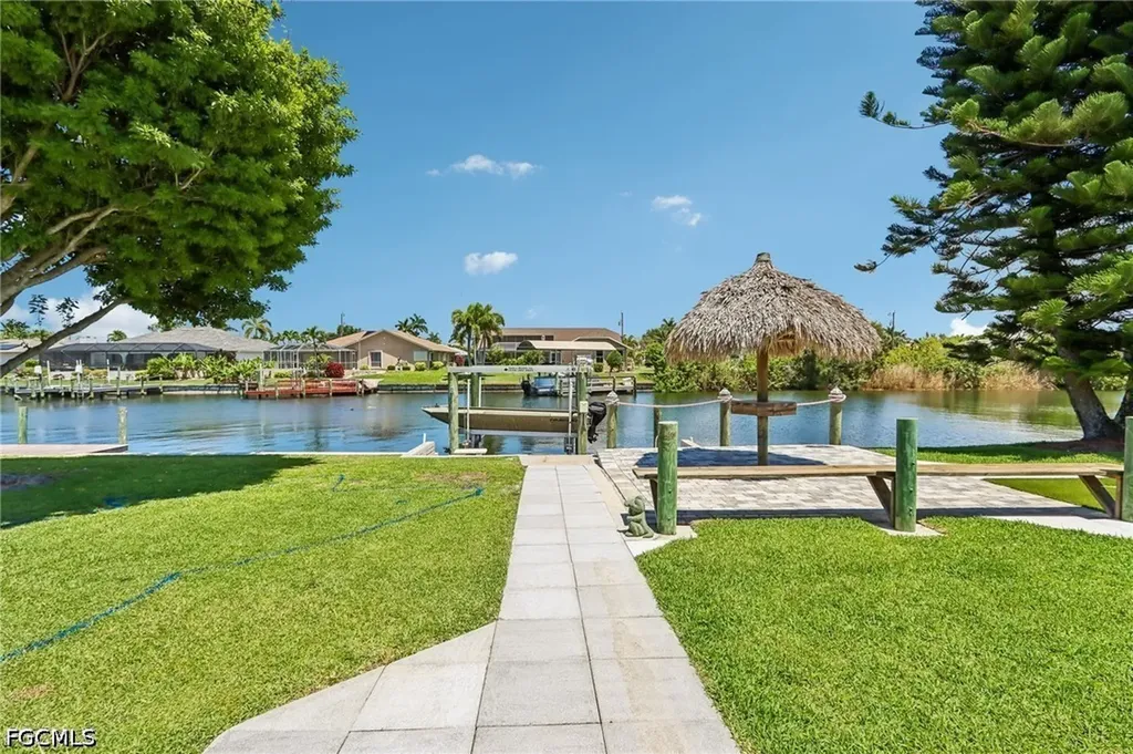 2609 SW 37th Street Cape Coral FL 33914